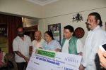 Anup Jalota at Hand Over Donation Cheque To Federation Of Cine Employees By Veteran Music Director Khayyam Ji on 27th May 2017